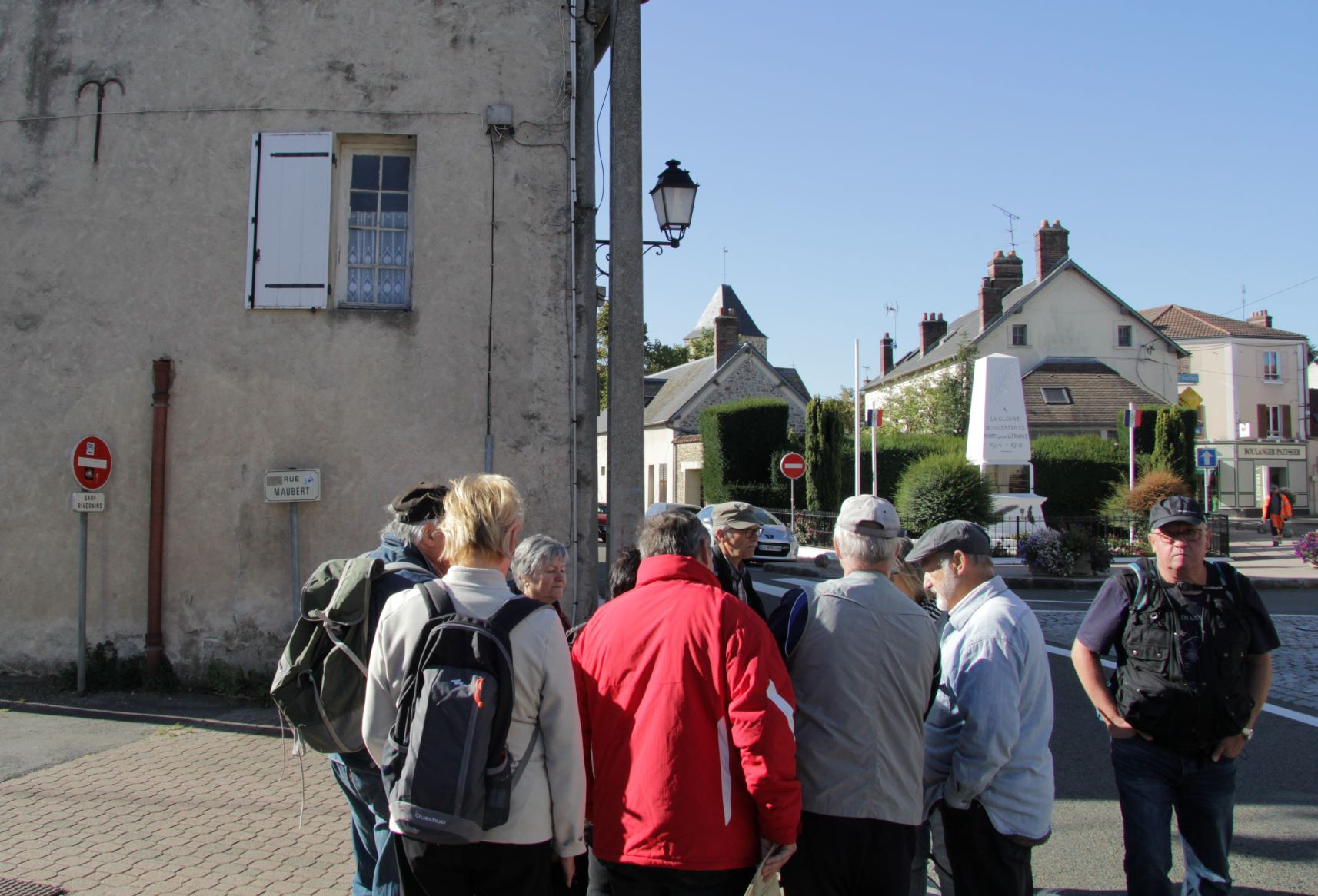 c-Emplacement du vieux chateau d'eau